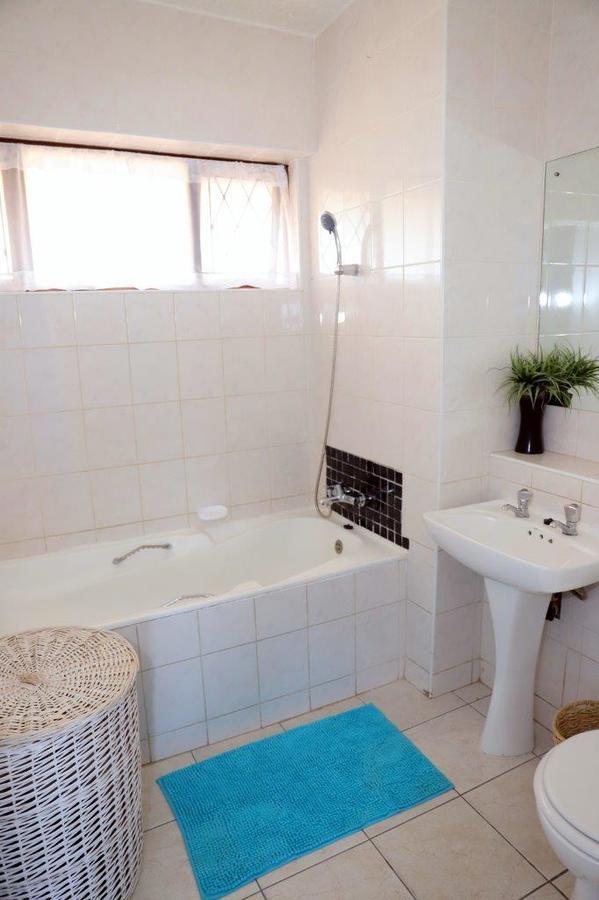 Sea Wave Holidays - Stella Maris Amanzimtoti Extérieur photo
