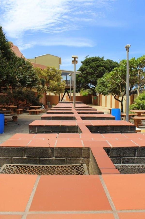 Sea Wave Holidays - Stella Maris Amanzimtoti Extérieur photo